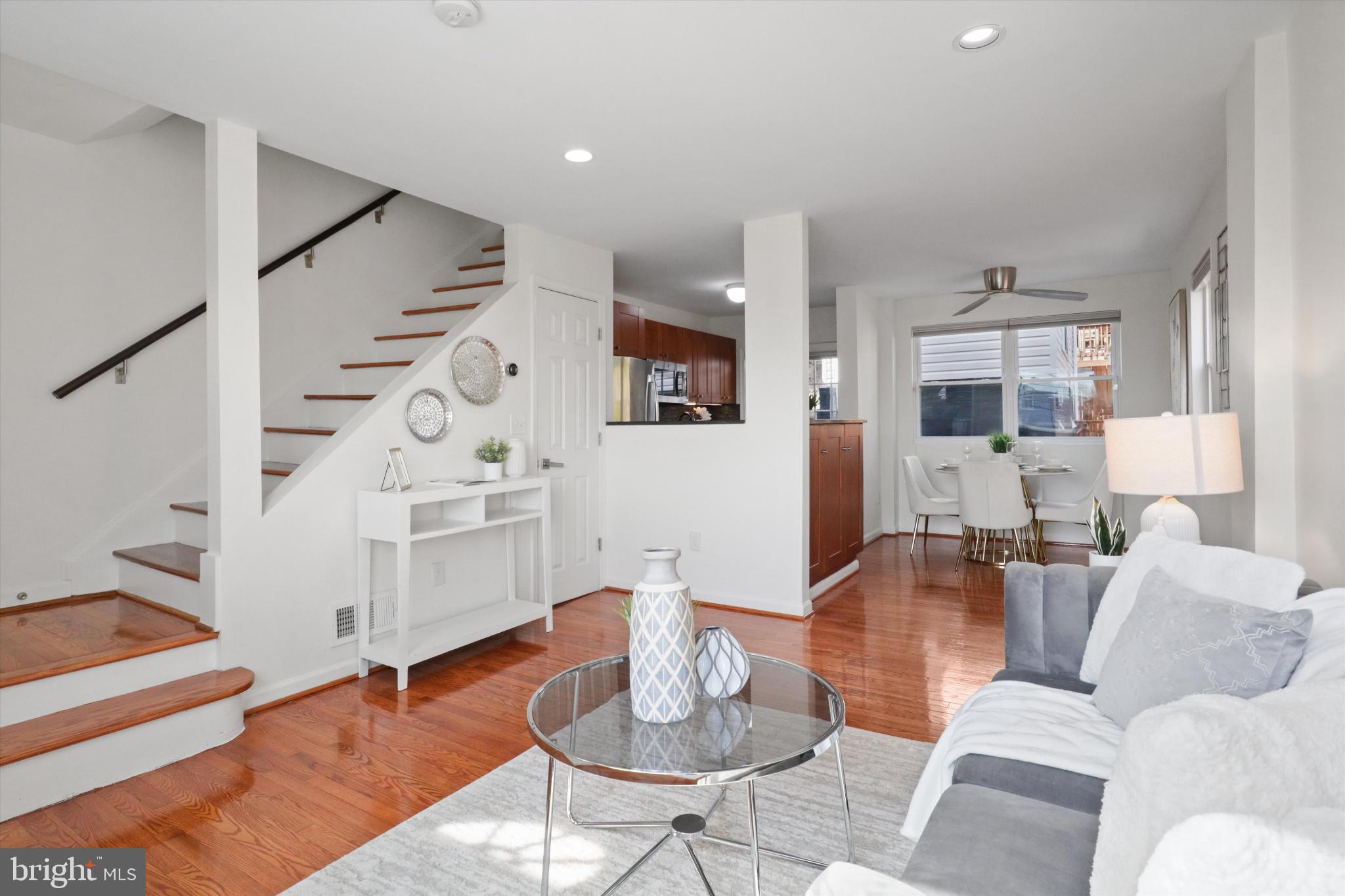 77 UNDERWOOD STREET NW