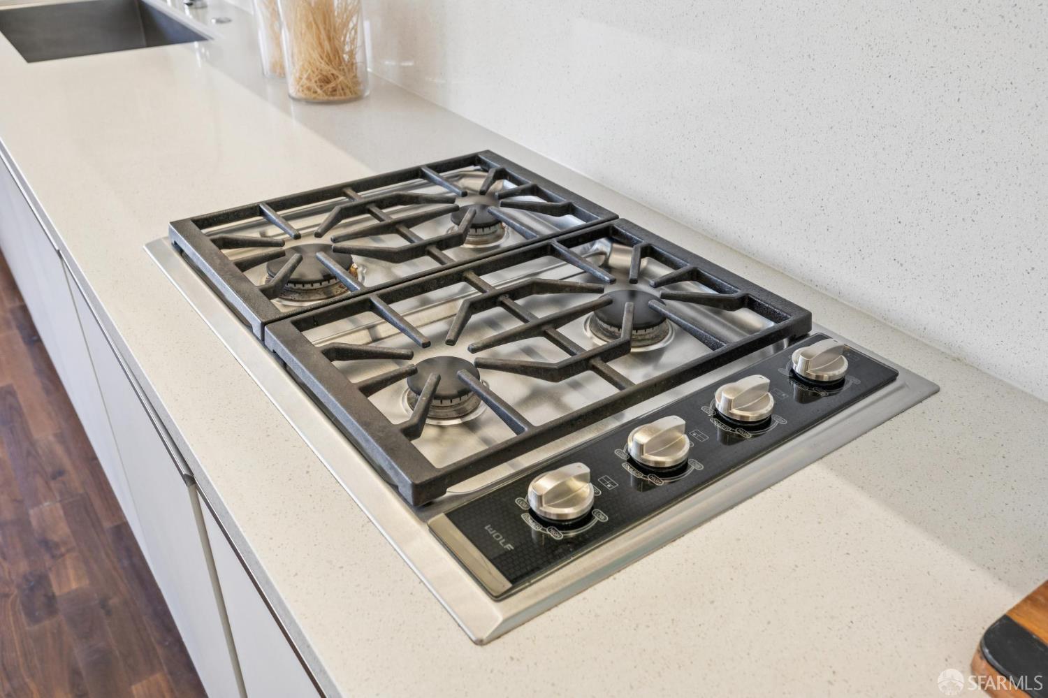 2020 Ellis Street # 402