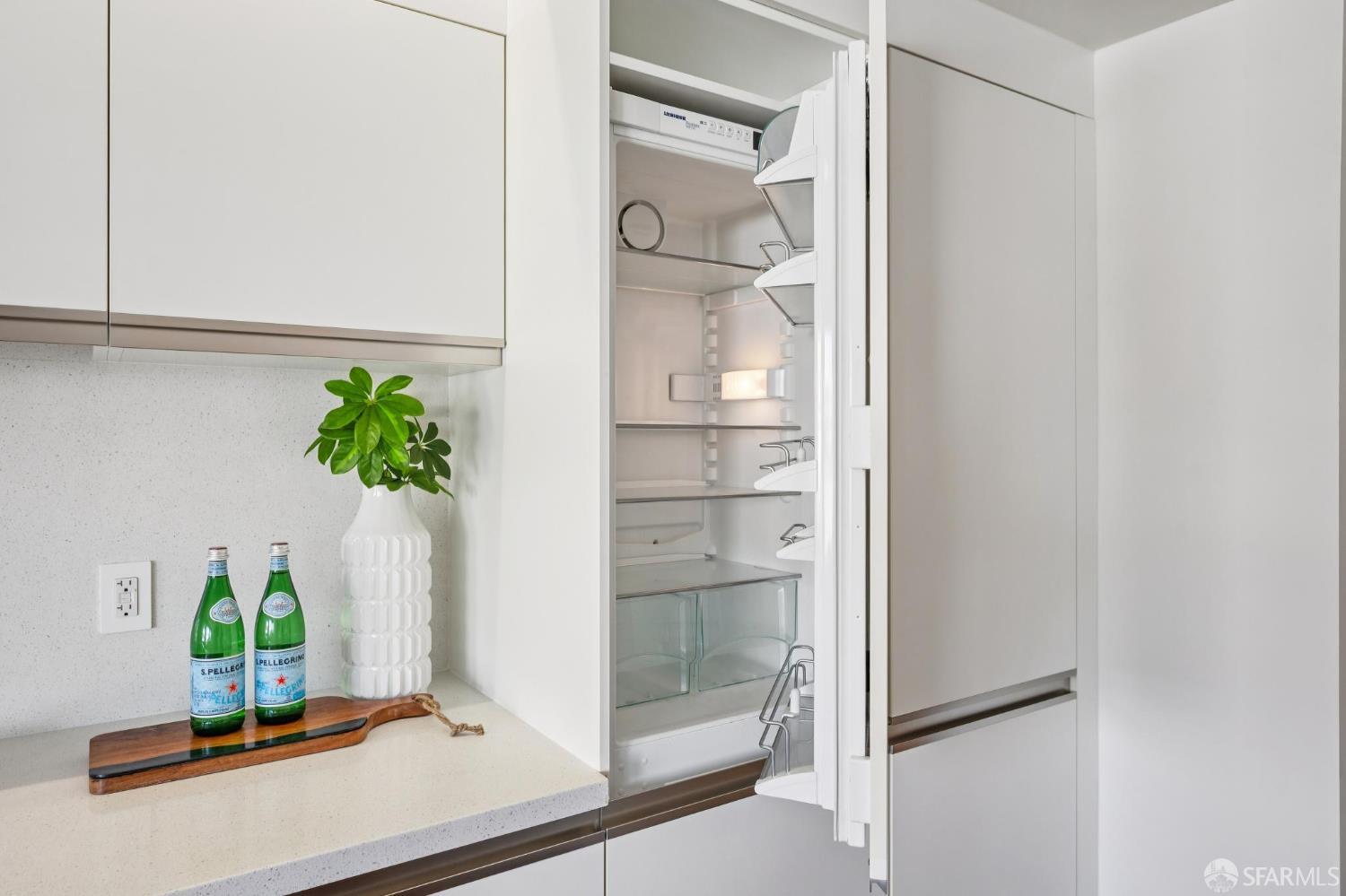 2020 Ellis Street # 402