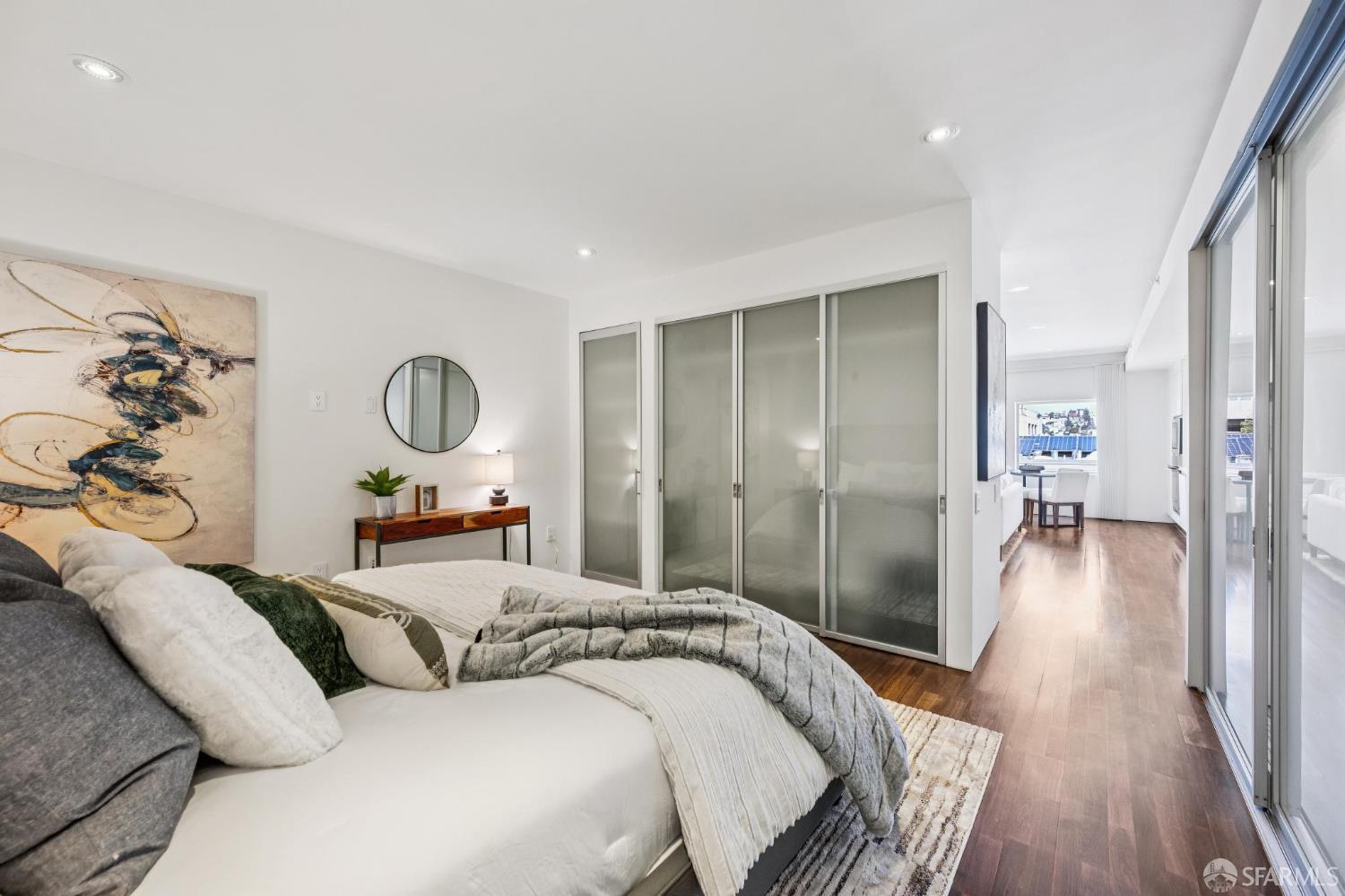 2020 Ellis Street # 402