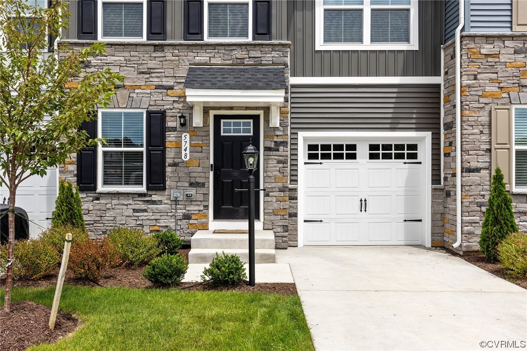 5748 Addison Gate Dr