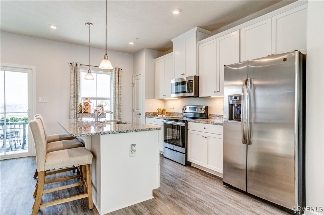 1113 Arborway Ln