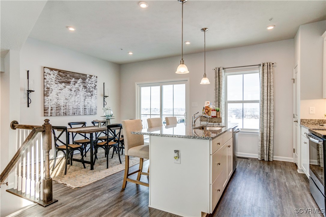 1113 Arborway Ln