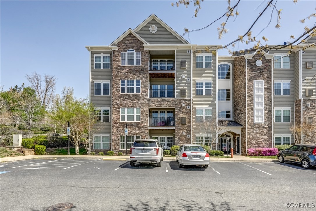 910 Westwood Village Way Unit#202