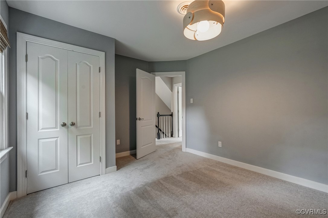 1537 Winbury Dr