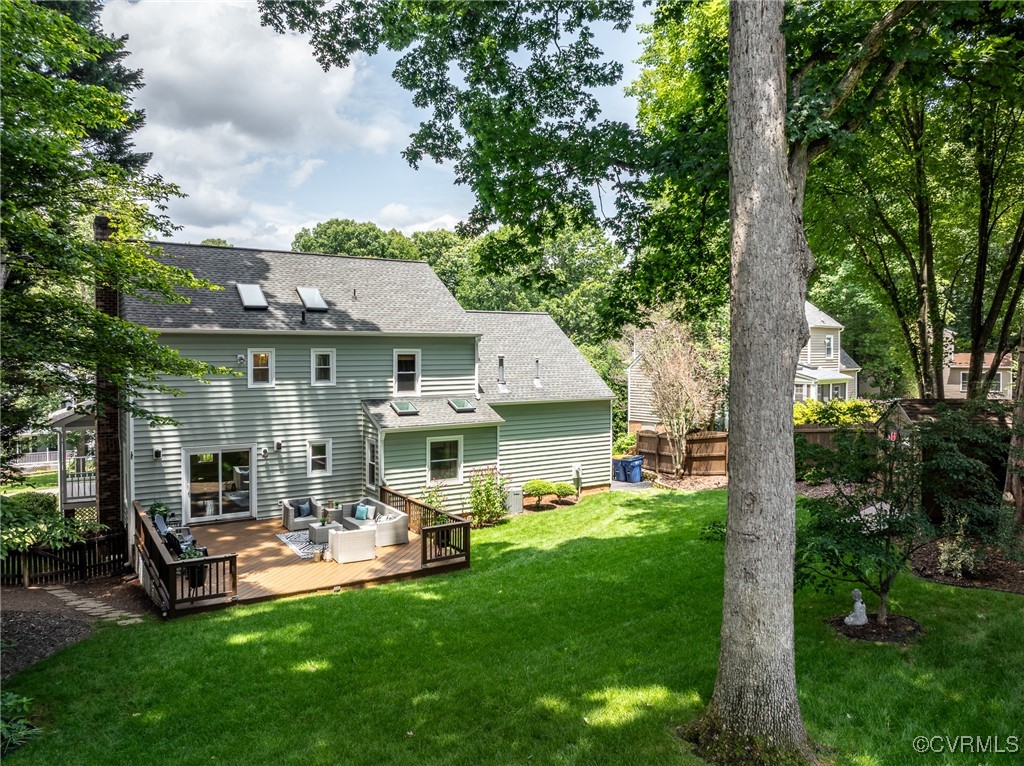1537 Winbury Dr