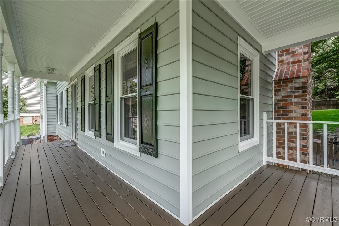 1537 Winbury Dr