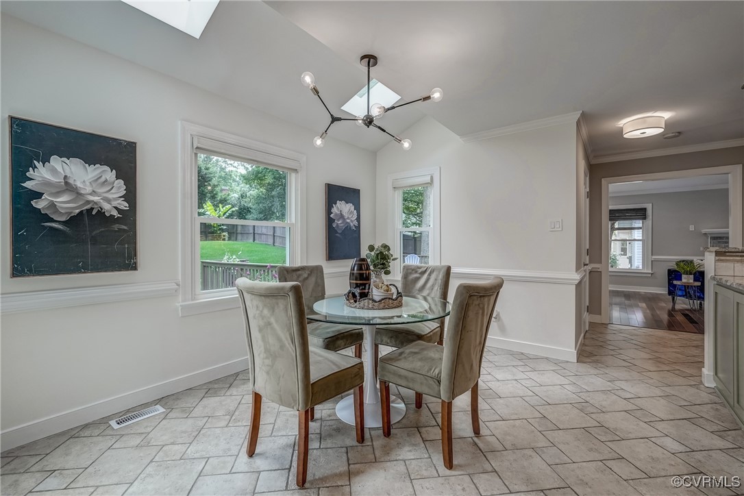 1537 Winbury Dr