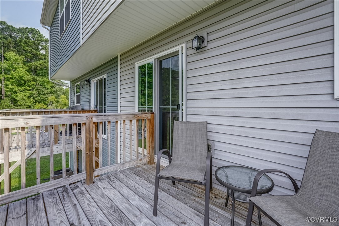 94 Clara Ct