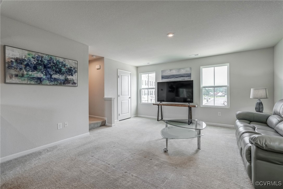 94 Clara Ct
