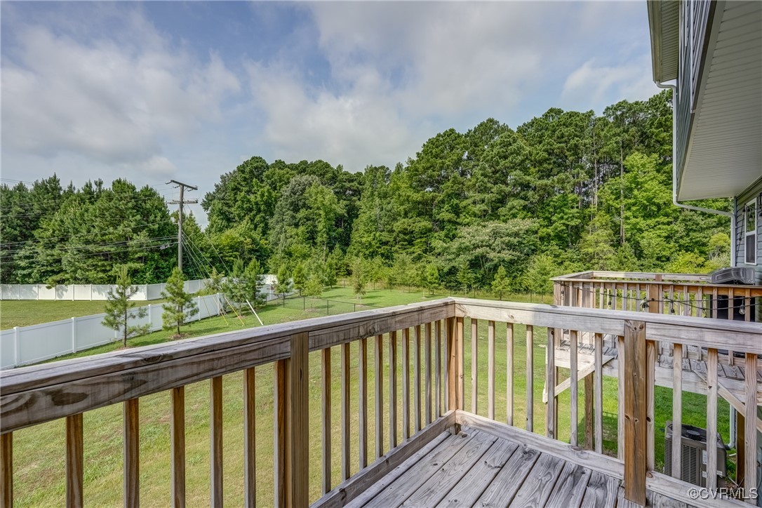 94 Clara Ct