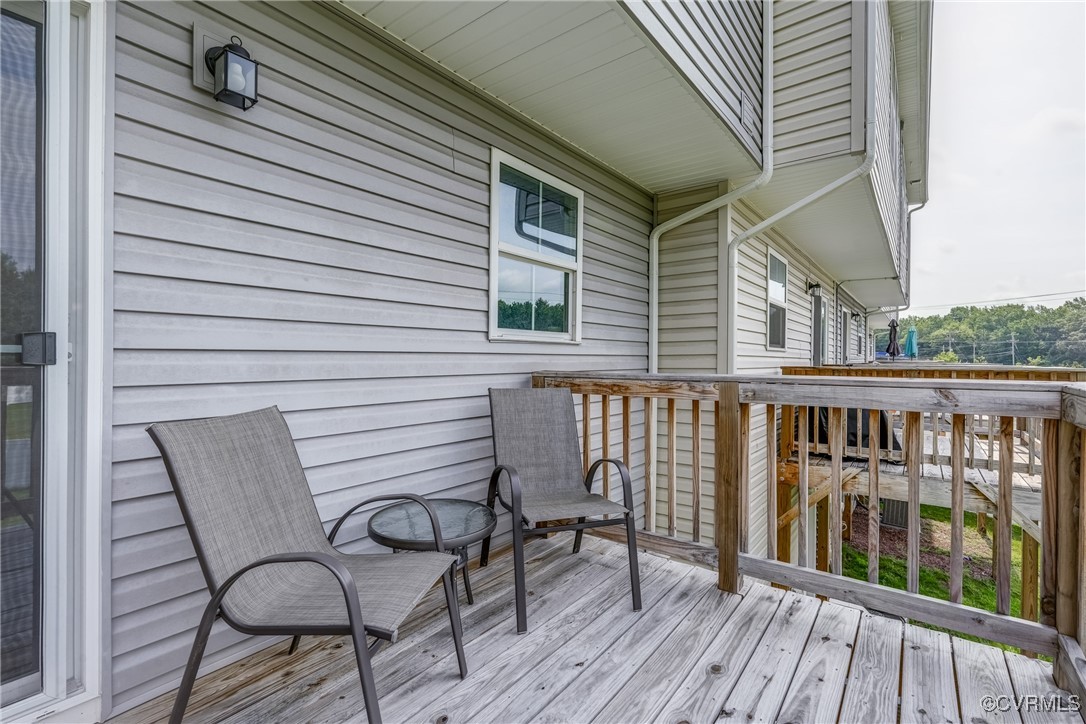 94 Clara Ct