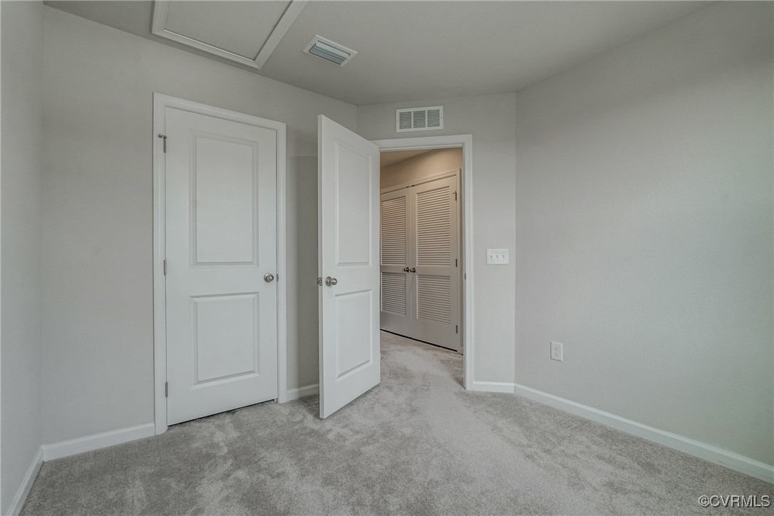 94 Clara Ct