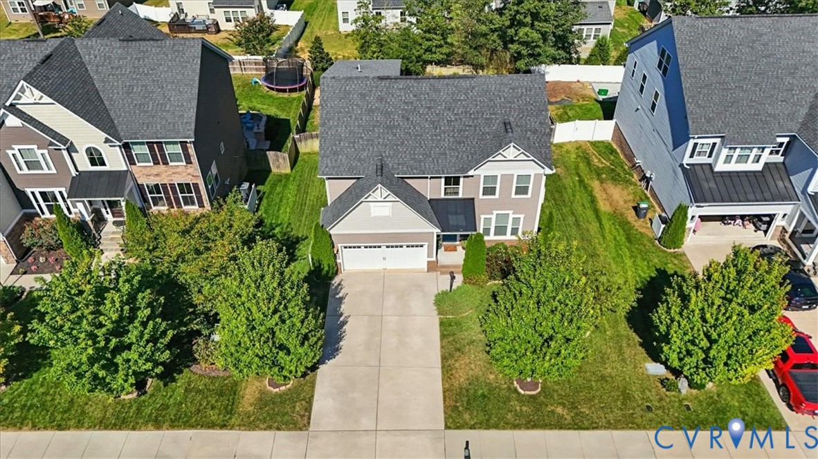 16854 White Daisy Loop