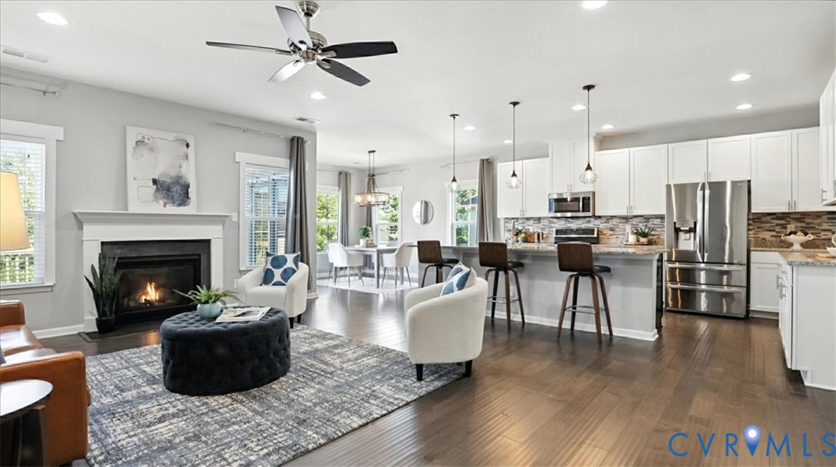 16854 White Daisy Loop