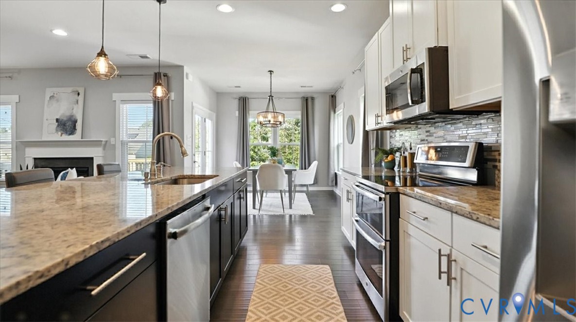 16854 White Daisy Loop