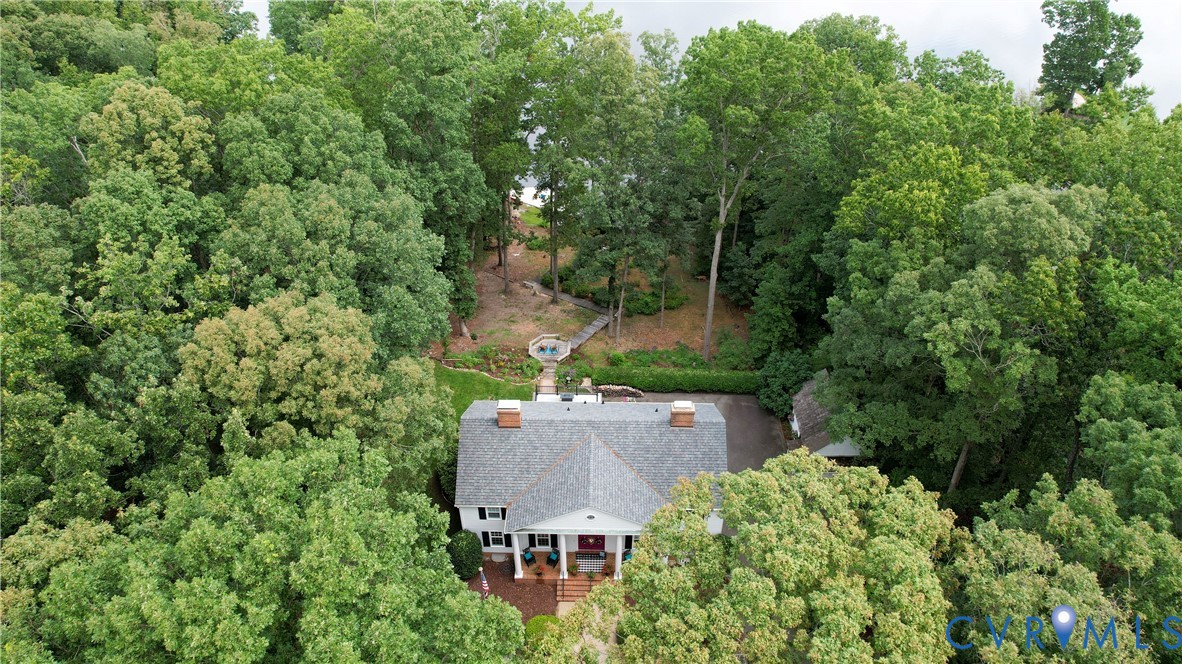 1911 Oakengate Ln