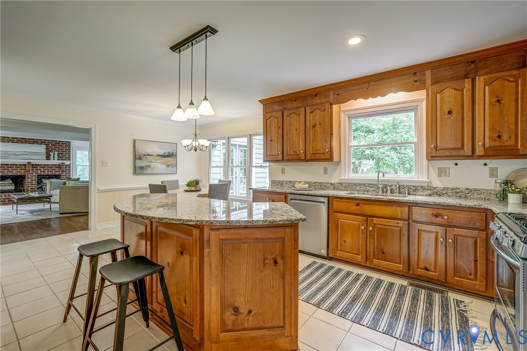 12602 Swanhurst Cir