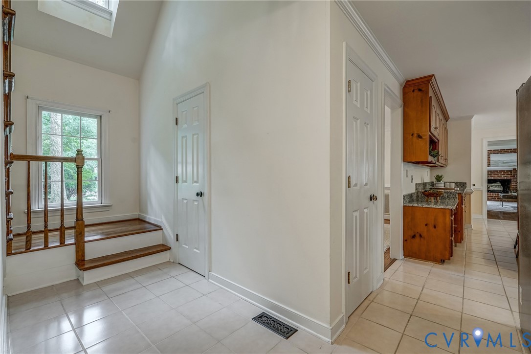 12602 Swanhurst Cir