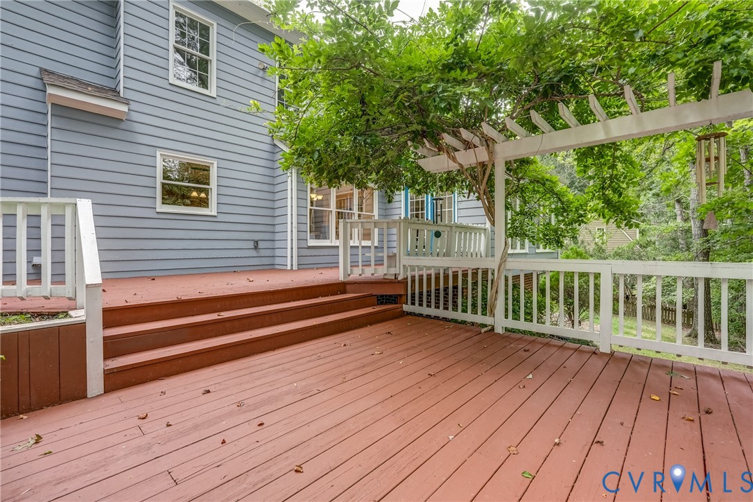 12602 Swanhurst Cir