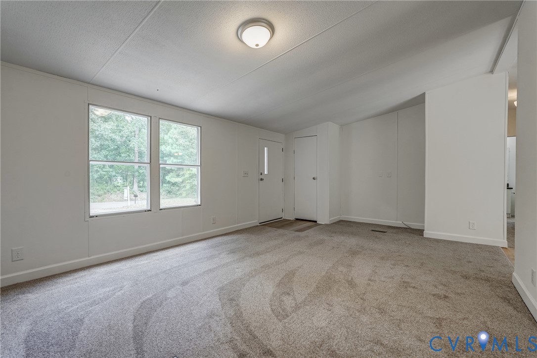 2992 Upshaw Rd