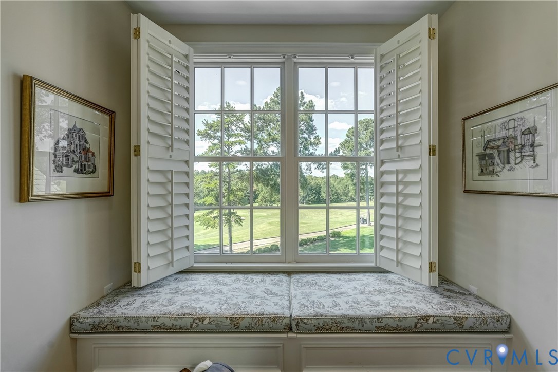 816 Founders Grant Pl