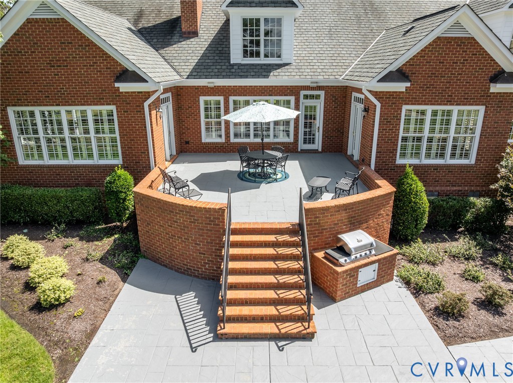 816 Founders Grant Pl