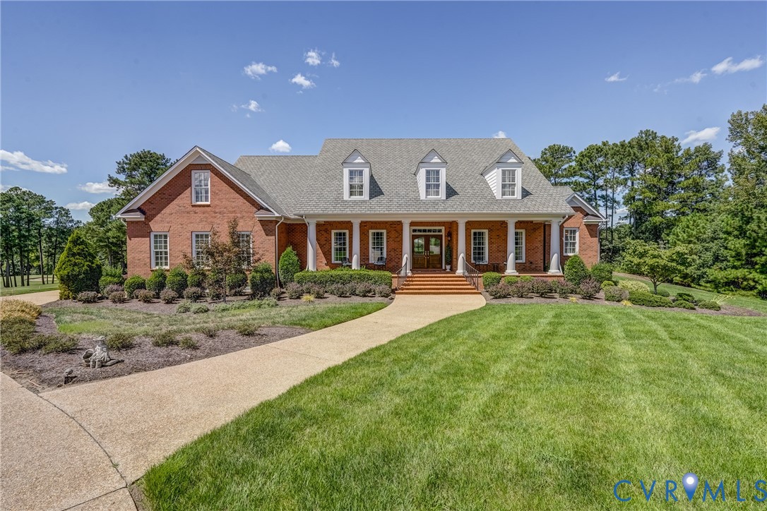 816 Founders Grant Pl