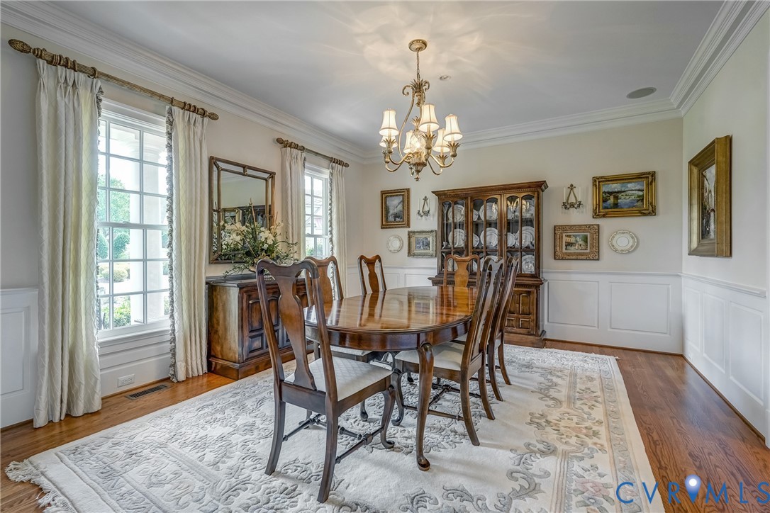 816 Founders Grant Pl