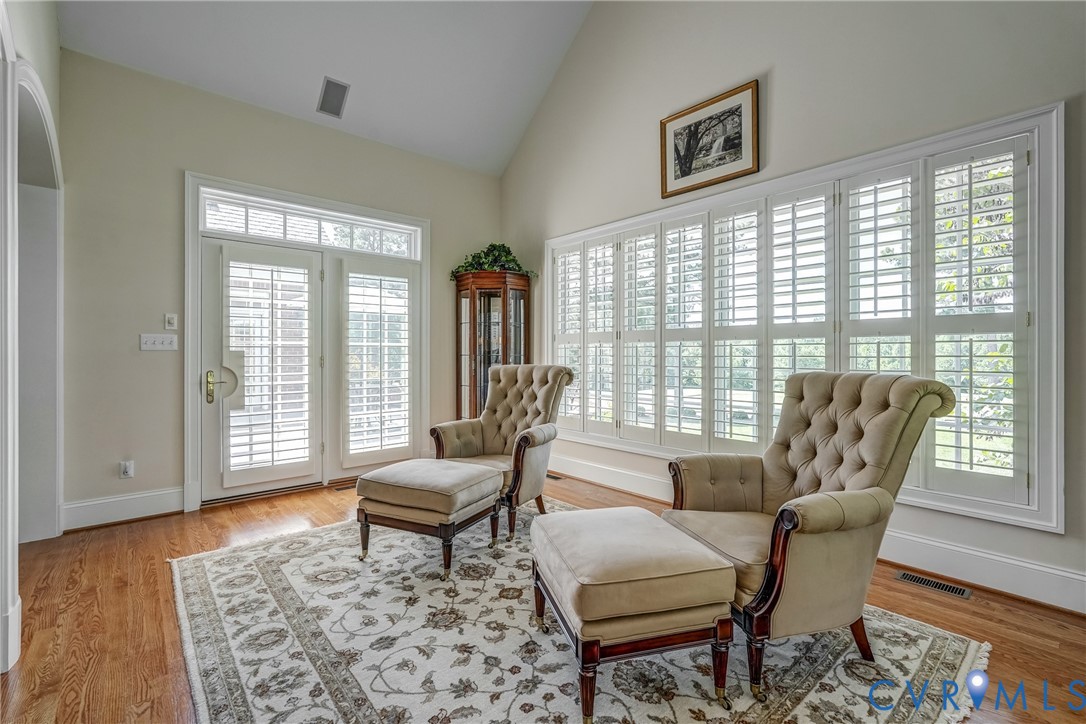 816 Founders Grant Pl