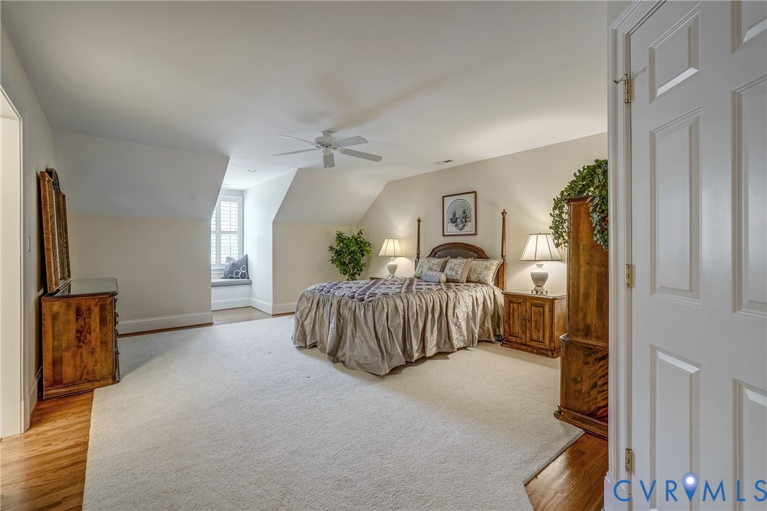 816 Founders Grant Pl
