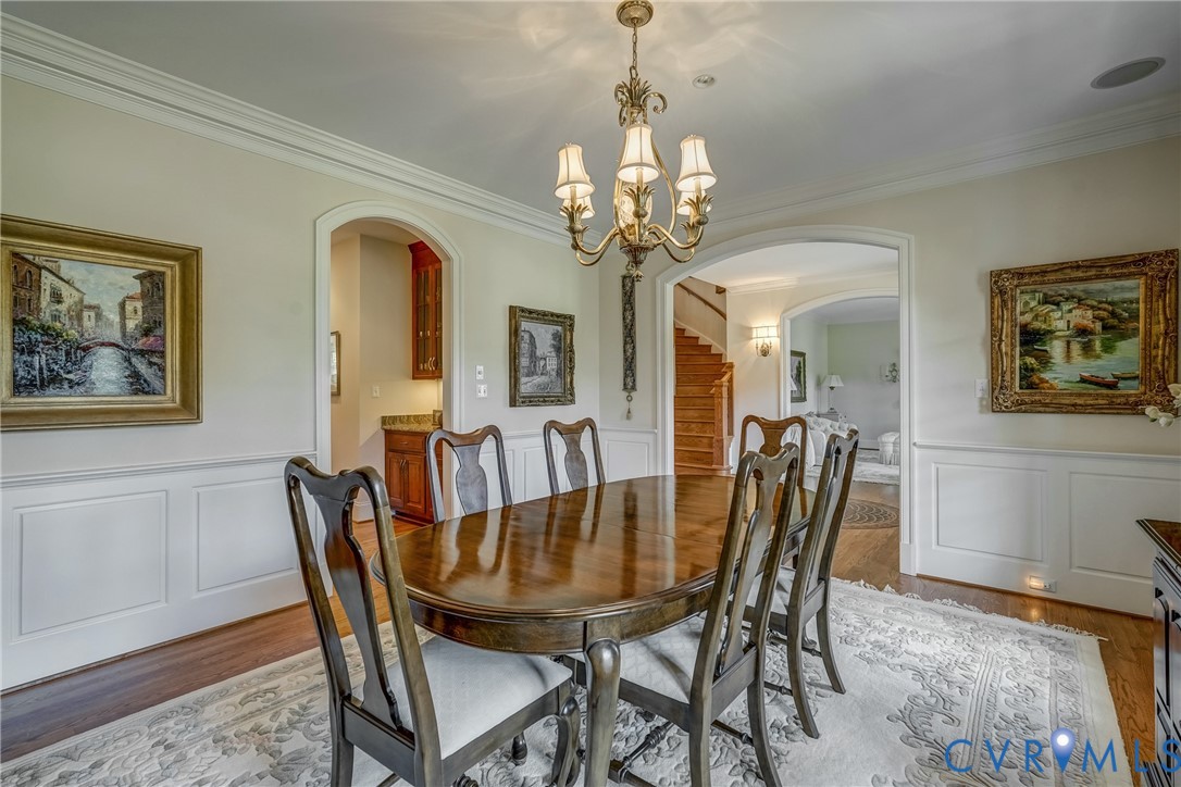 816 Founders Grant Pl