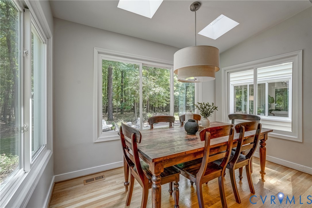 3003 Drakewood Ct