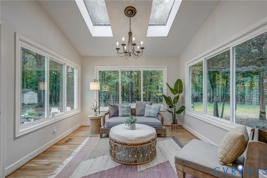 3003 Drakewood Ct