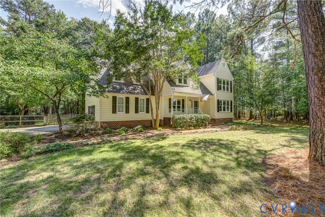 3003 Drakewood Ct