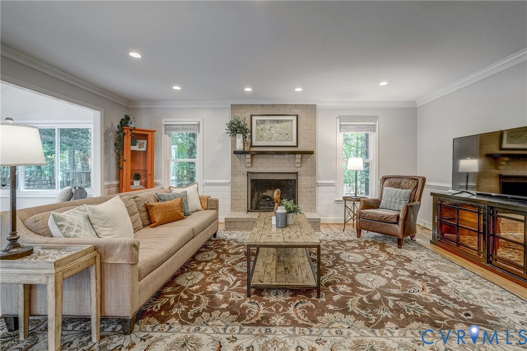 3003 Drakewood Ct