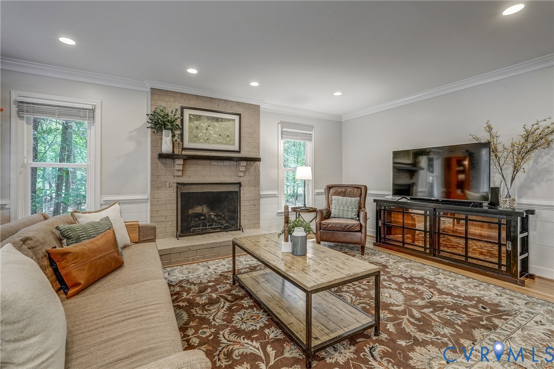 3003 Drakewood Ct
