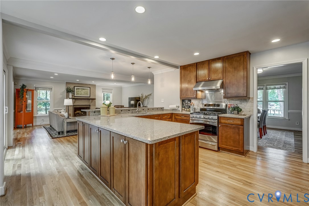 3003 Drakewood Ct