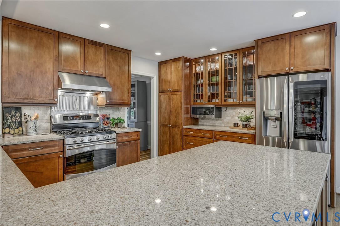 3003 Drakewood Ct