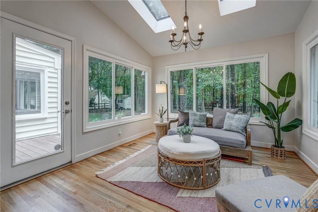 3003 Drakewood Ct