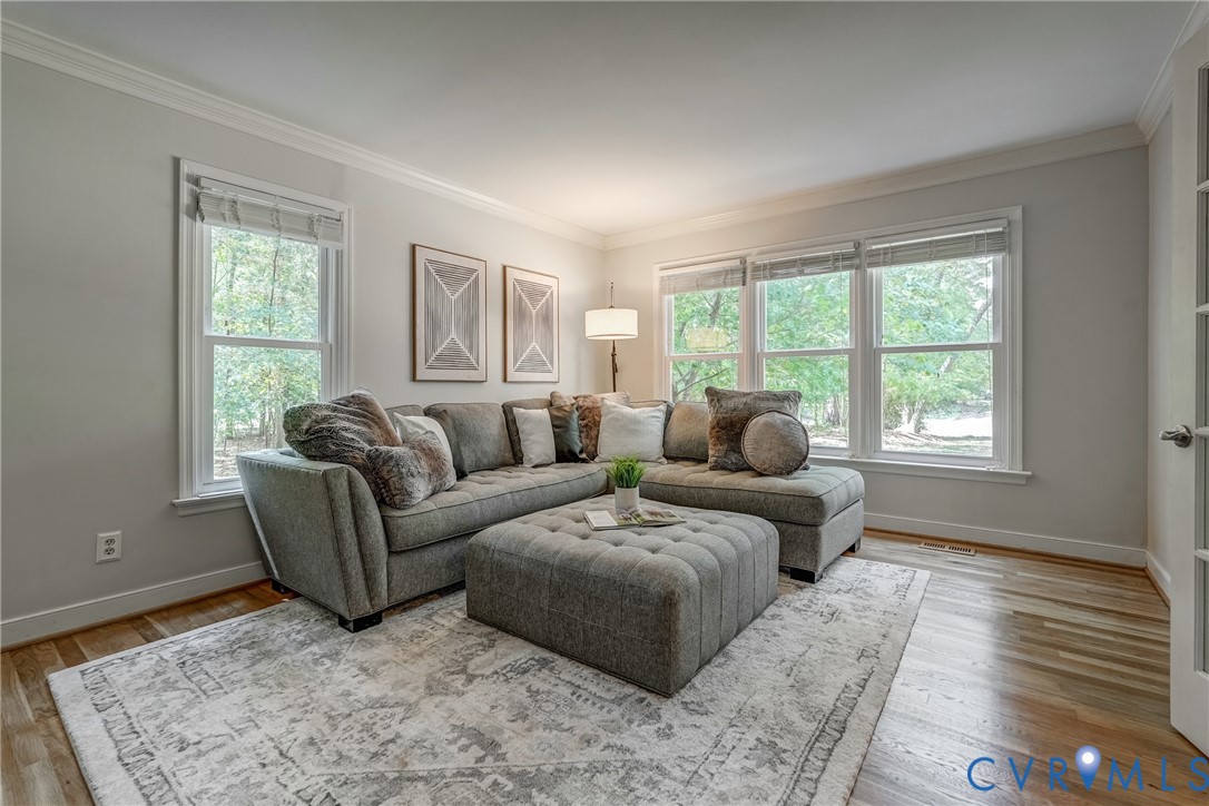 3003 Drakewood Ct