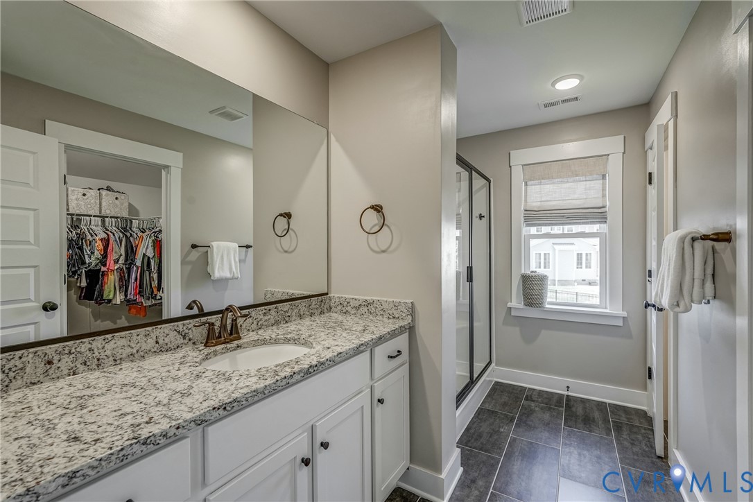 15100 Bellstone Ct
