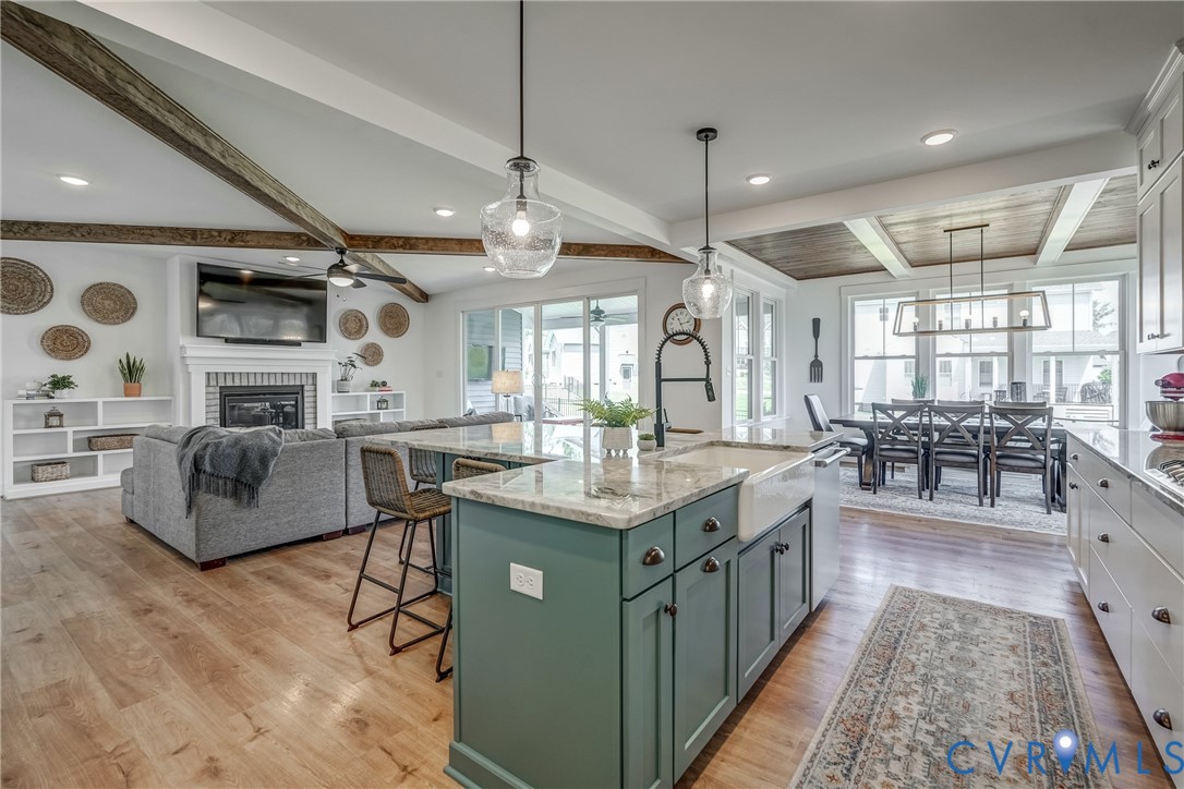 15100 Bellstone Ct