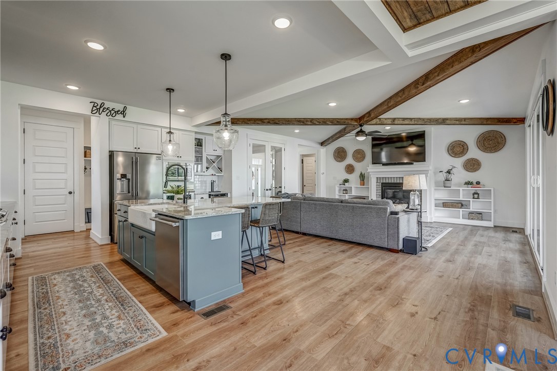 15100 Bellstone Ct