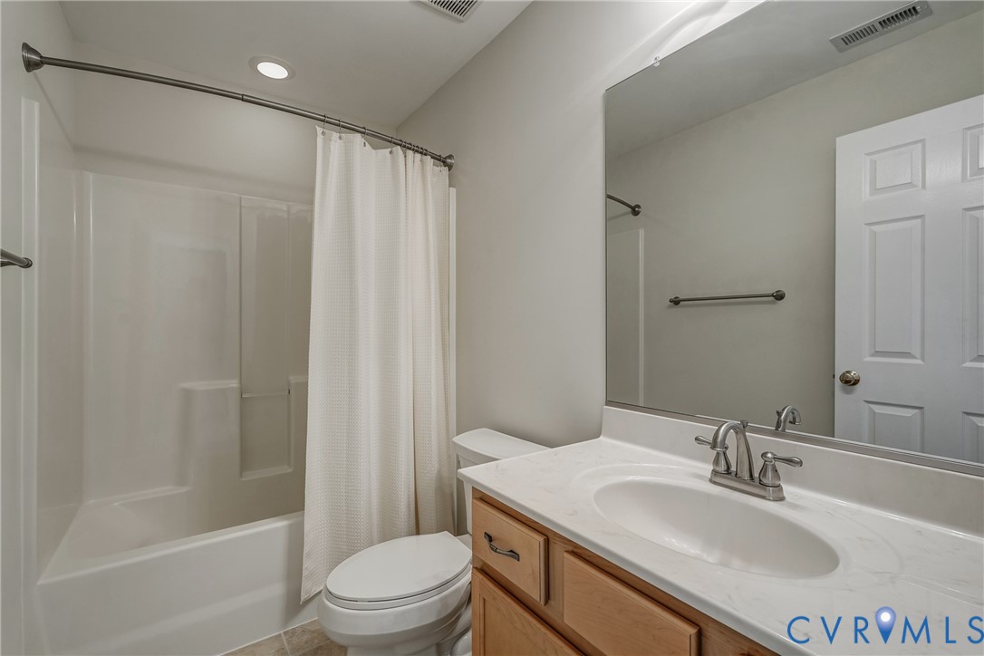 13327 Ellerton Ter