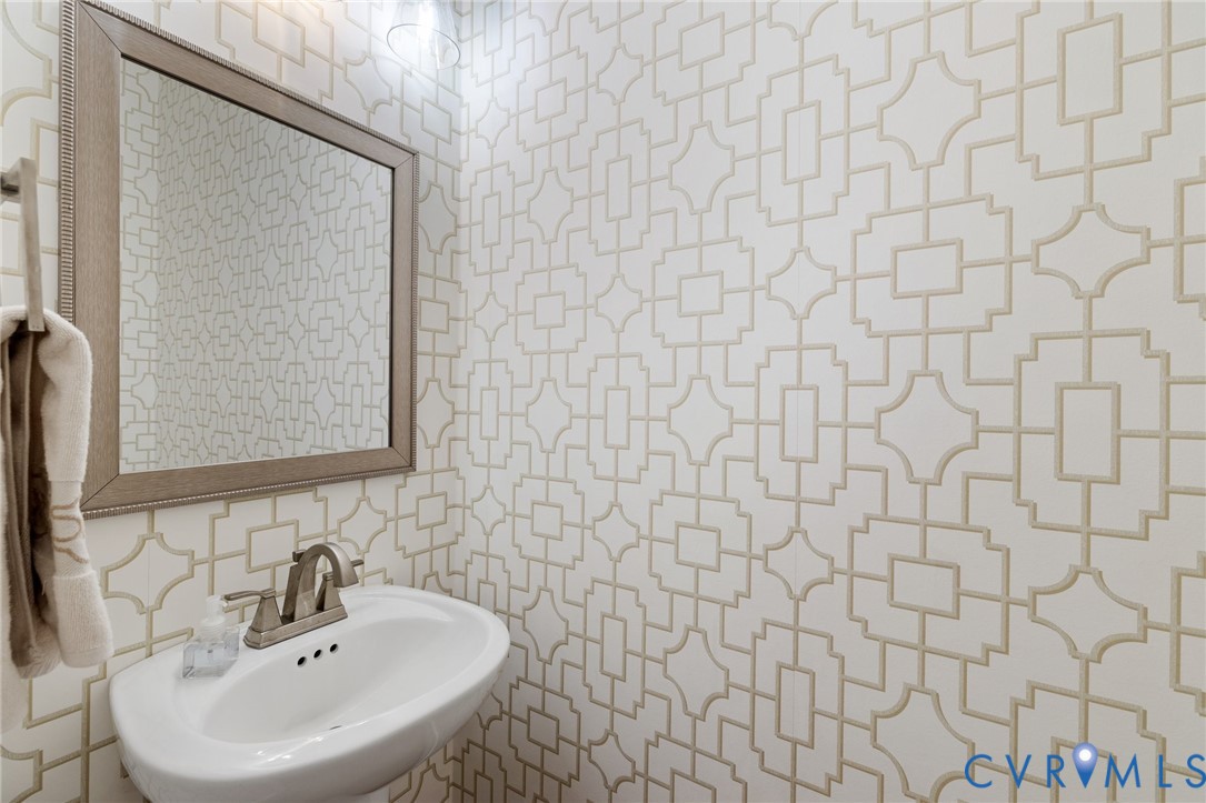 16106 Swallowtail Pl