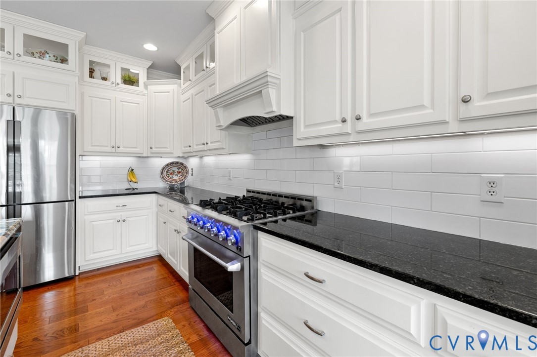 16106 Swallowtail Pl