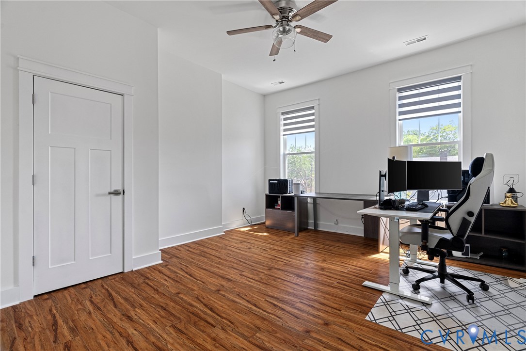 1003 Chimborazo Blvd