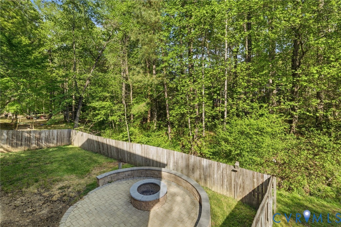 14305 Sonnenburg Dr