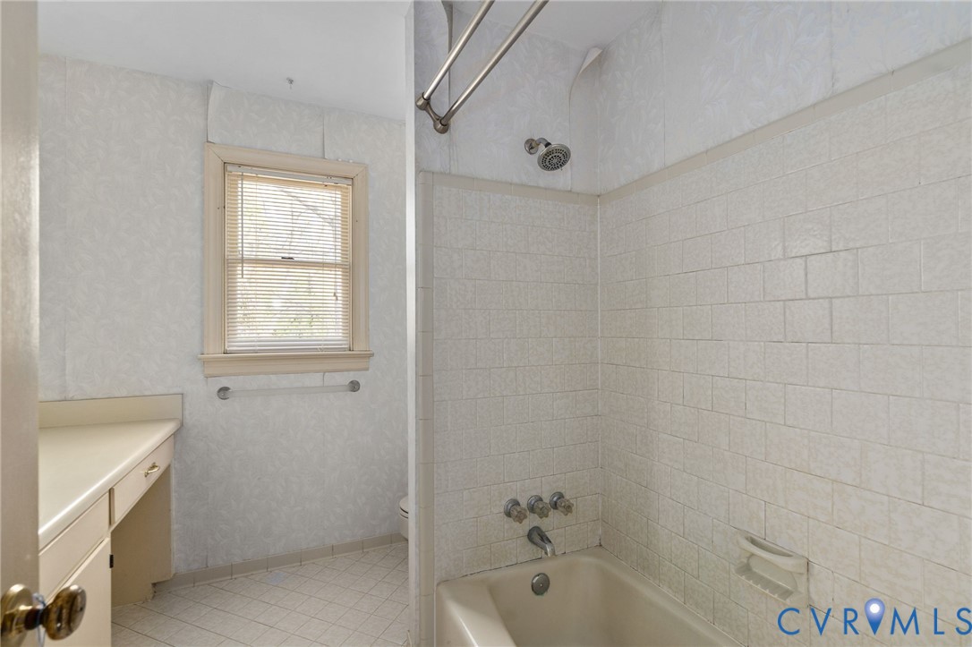 3354 Medway Ln